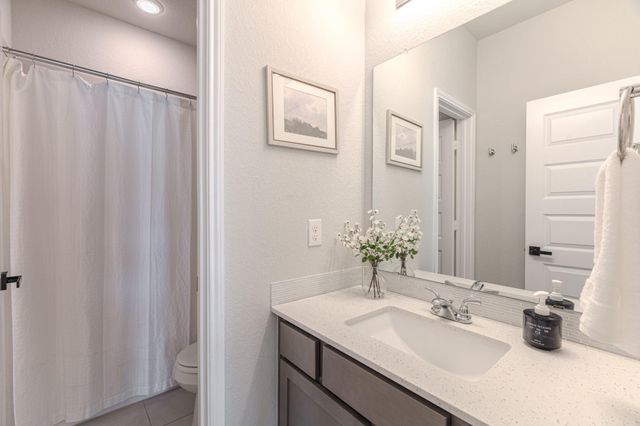 414 Rowan Pine Court, Conroe, TX 77304