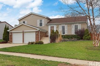 725 Buffalo Circle, Carol Stream, IL 60188