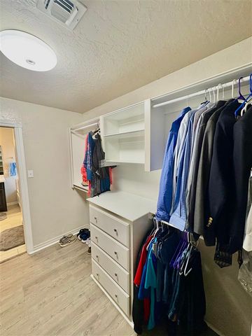 1206 Hershel Dr, Elgin, OK 73538