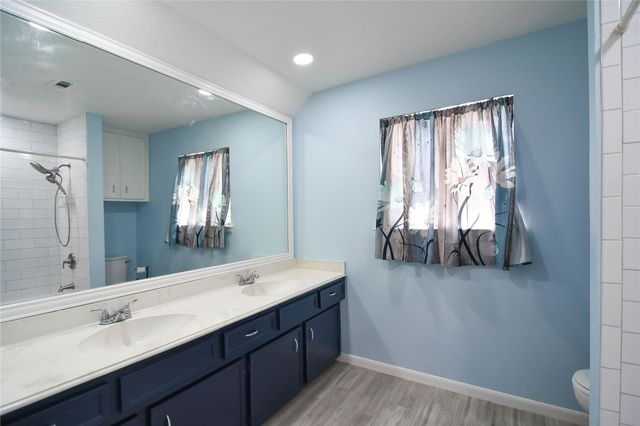 2103 Silver Falls Drive, Houston, TX 77339