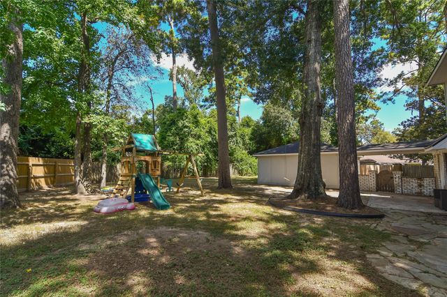 2103 Silver Falls Drive, Houston, TX 77339