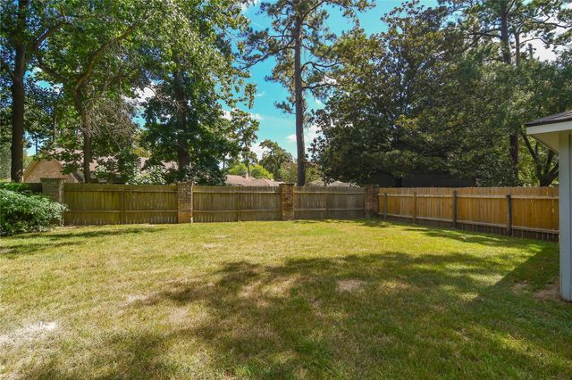 2103 Silver Falls Drive, Houston, TX 77339
