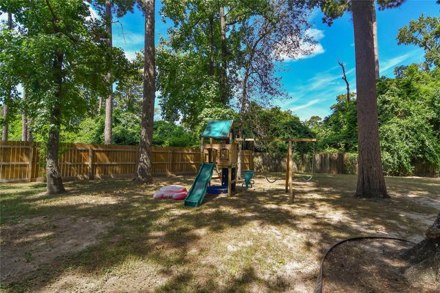 2103 Silver Falls Drive, Houston, TX 77339