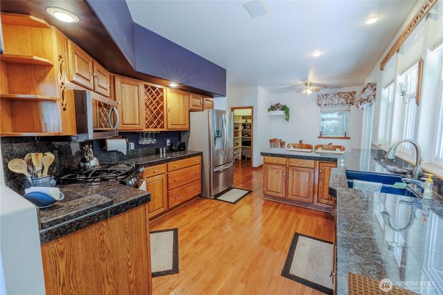 5381 Snow Goose Lane, Blaine, WA 98230