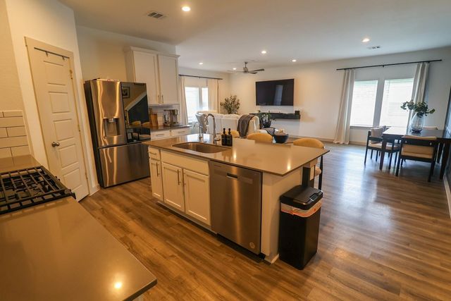 7727 Sleek Flock Lane, Rosharon, TX 77583