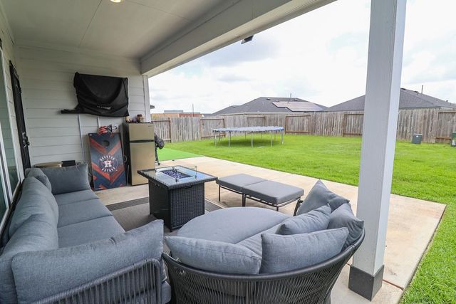 7727 Sleek Flock Lane, Rosharon, TX 77583