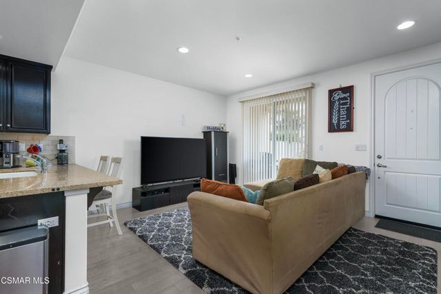 1190 Vista Canyon Lane 15, Newbury Park, CA 91320