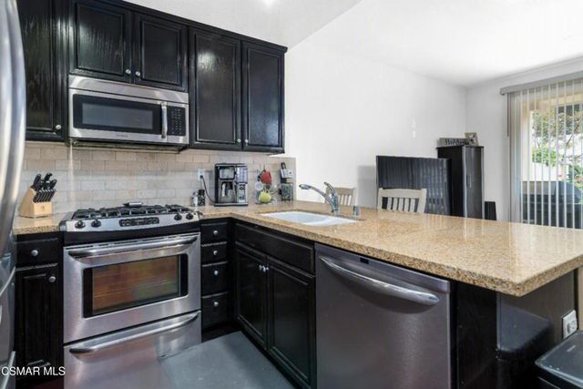 1190 Vista Canyon Lane 15, Newbury Park, CA 91320