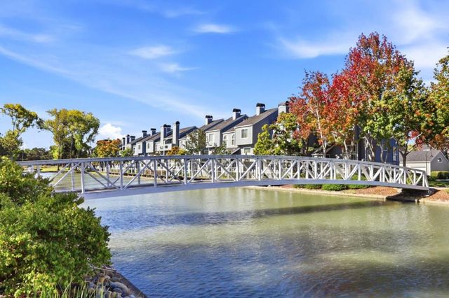 714 Portwalk Place, Redwood City, CA 94065