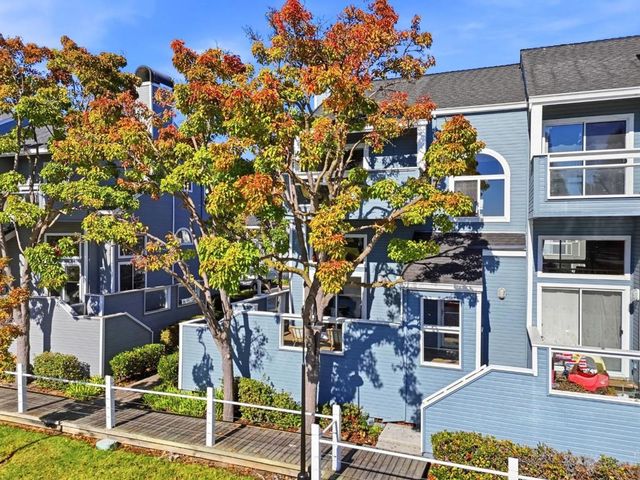 714 Portwalk Place, Redwood City, CA 94065