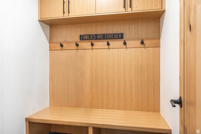 1907 STONE HOLLOW. CT, Park City, UT 84098