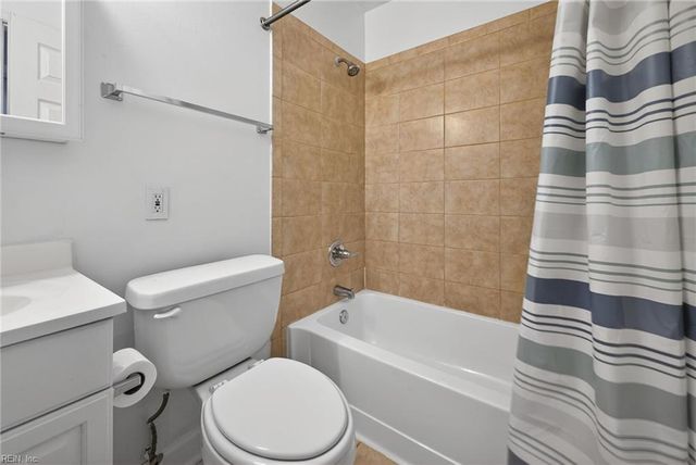 1010 Barclay SQ, Virginia Beach, VA 23451