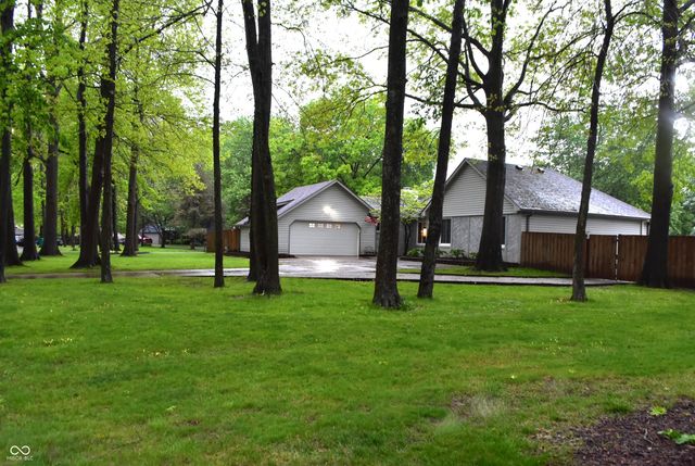 2370 Woodland Trace, Plainfield, IN 46168
