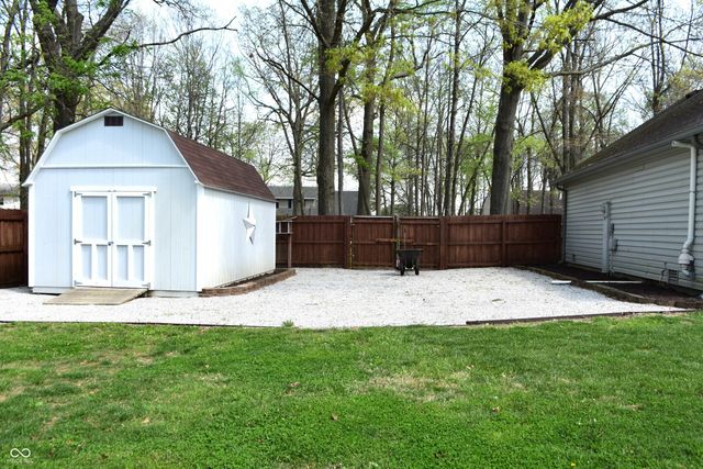 2370 Woodland Trace, Plainfield, IN 46168