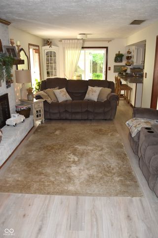 2370 Woodland Trace, Plainfield, IN 46168