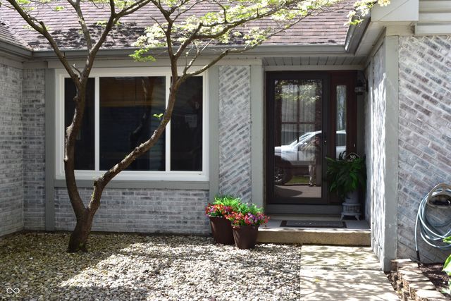 2370 Woodland Trace, Plainfield, IN 46168