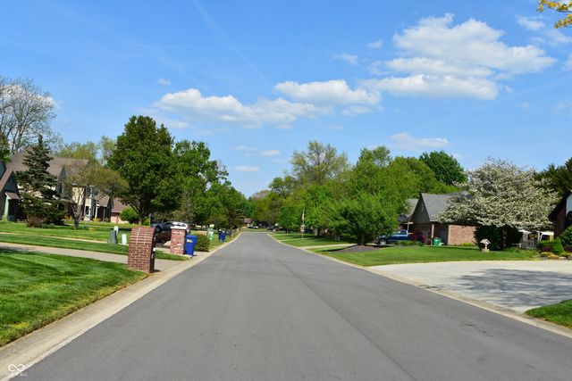 2370 Woodland Trace, Plainfield, IN 46168