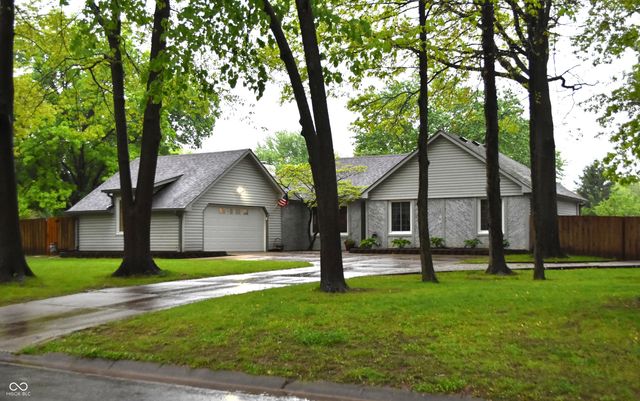 2370 Woodland Trace, Plainfield, IN 46168