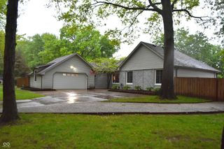 2370 Woodland Trace, Plainfield, IN 46168