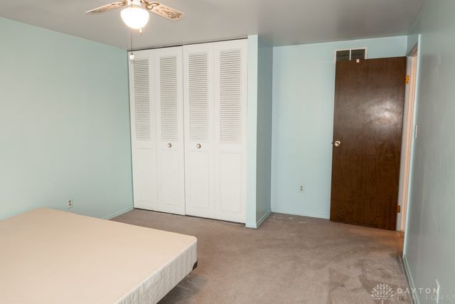 800 Sipos Circle, Englewood, OH 45322