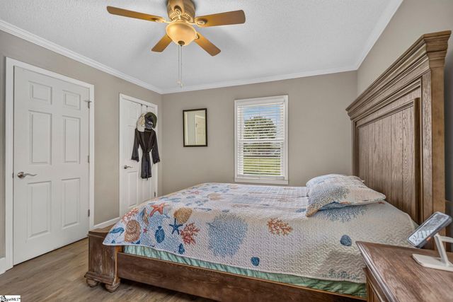1660 Holly Springs Road, Inman, SC 29349