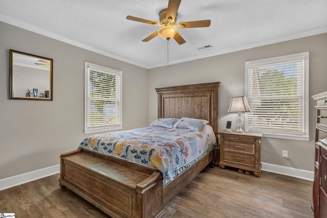 1660 Holly Springs Road, Inman, SC 29349