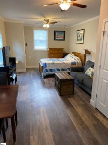 1660 Holly Springs Road, Inman, SC 29349