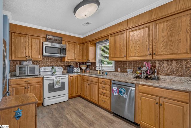 1660 Holly Springs Road, Inman, SC 29349