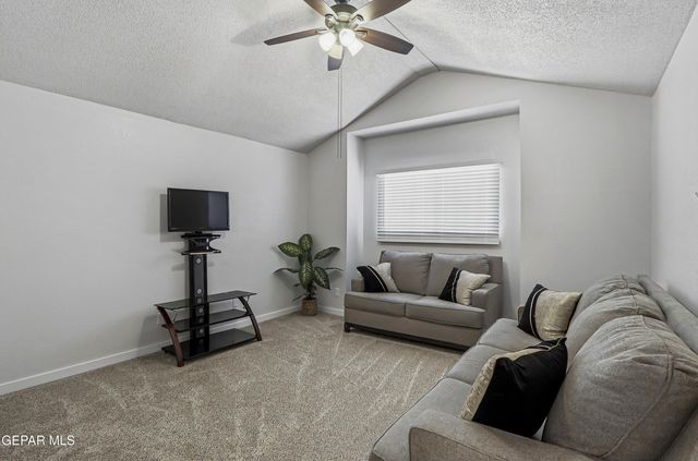 12192 Sun Arbor Place, El Paso, TX 79928