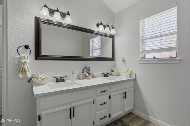 12192 Sun Arbor Place, El Paso, TX 79928