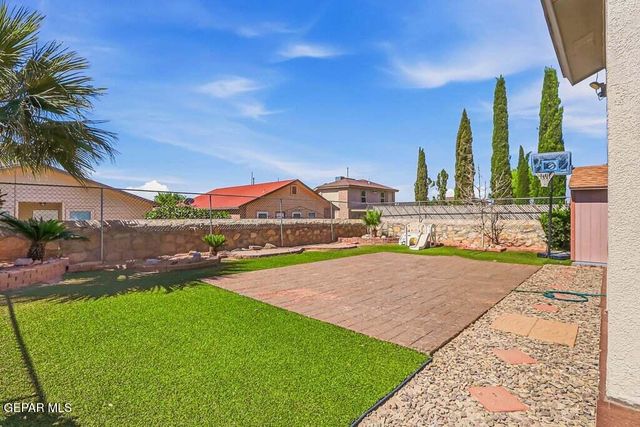 12192 Sun Arbor Place, El Paso, TX 79928