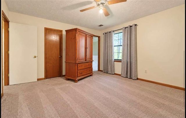 10436 Tara Pointe Drive, Jonesboro, GA 30238