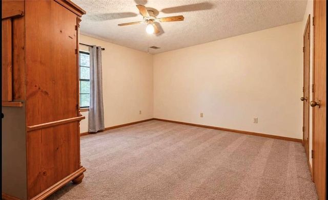 10436 Tara Pointe Drive, Jonesboro, GA 30238