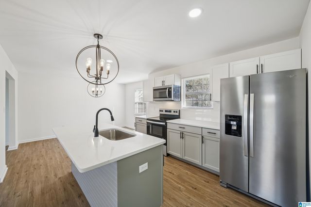 8620 MOHRING PLACE, Leeds, AL 35094