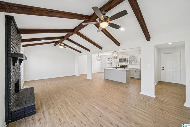 8620 MOHRING PLACE, Leeds, AL 35094