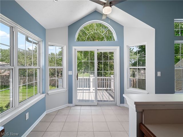 54 Vista Circle, North Olmsted, OH 44070