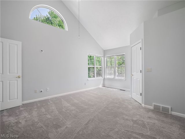 54 Vista Circle, North Olmsted, OH 44070