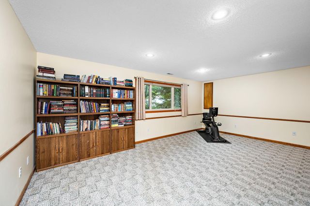 4151 Valley View Street, Saint Bonifacius, MN 55375