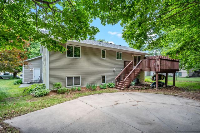 4151 Valley View Street, Saint Bonifacius, MN 55375