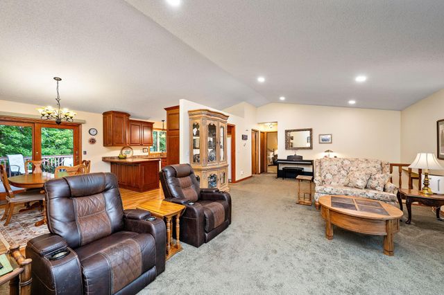 4151 Valley View Street, Saint Bonifacius, MN 55375