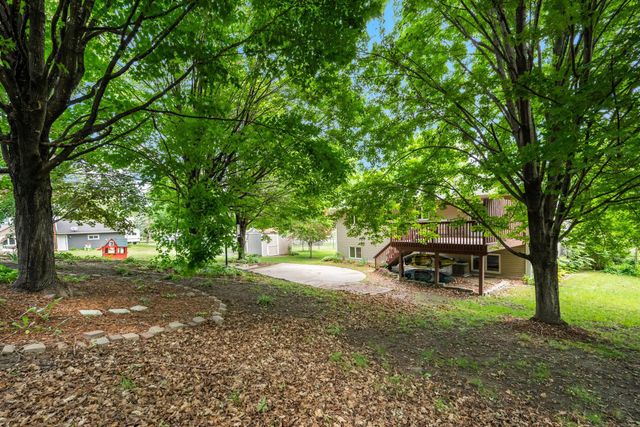 4151 Valley View Street, Saint Bonifacius, MN 55375