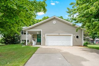 4151 Valley View Street, Saint Bonifacius, MN 55375