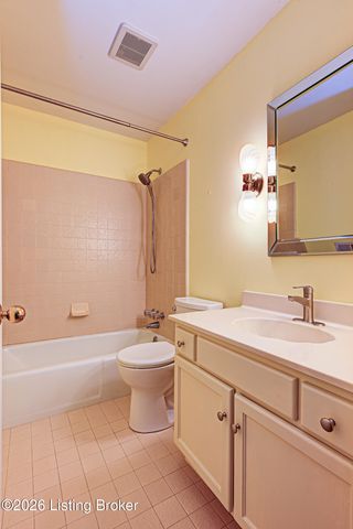 1124 Garden Creek Cir, Louisville, KY 40223