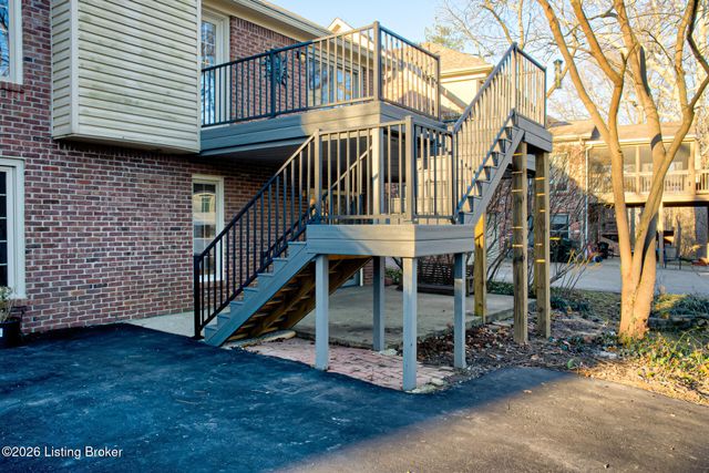 1124 Garden Creek Cir, Louisville, KY 40223