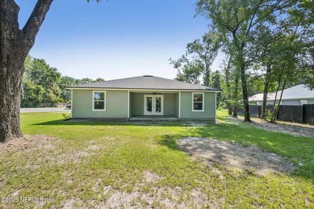 2400 LUNDY Road, Palatka, FL 32177