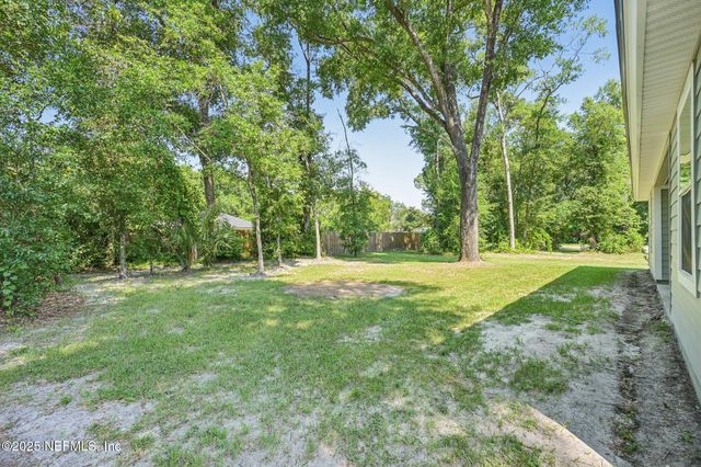 2400 LUNDY Road, Palatka, FL 32177