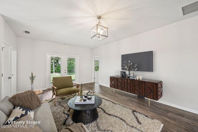 2400 LUNDY Road, Palatka, FL 32177