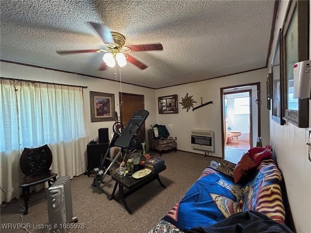 1005 George Avenue, Pocola, OK 74902