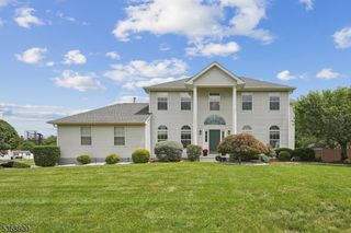 24 Gunther Loop, Franklin Twp., NJ 08873
