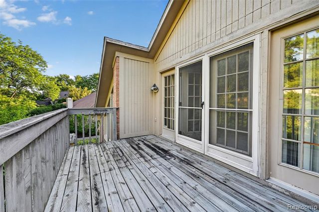 11549 Kings Coach Road, Grand Blanc, MI 48439